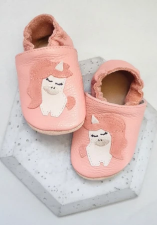 Marka funky-monkey barefoot ze skóry naturalnej w kolorze róż różanym  z zamszową podeszwą.