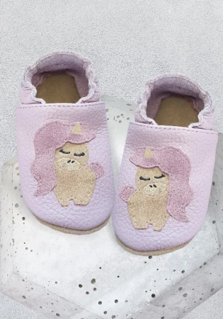 Marka funky-monkey barefoot ze skóry naturalnej w kolorze  lila   z kauczukową antypoślizgową podeszwą.
