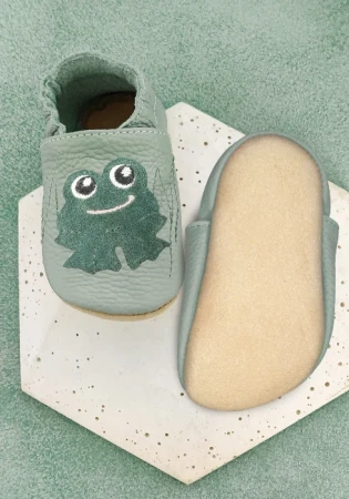 Kapcie barefoot z włoskiej skóry z kauczukową podeszwą marki funky-monkey