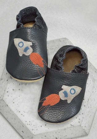 Marka funky monkey Kapcie barefoot z włoskiej skóry z zamszową podeszwą