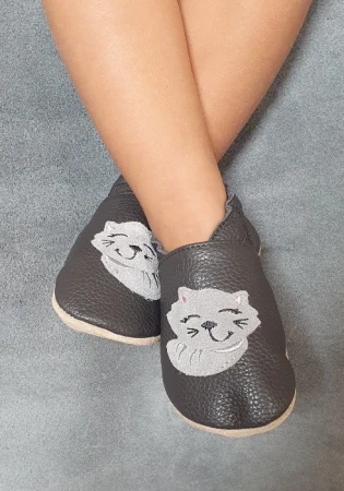 Marka funky monkey Kapcie barefoot z włoskiej skóry z zamszową podeszwą