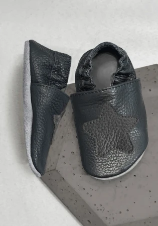 Marka funky monkey Kapcie barefoot z włoskiej skóry z zamszową podeszwą