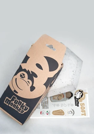 Marka funky monkey barefoot w kolorze  brązowym z kauczukową podeszwą w eko pudełku