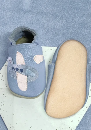 Kapcie barefoot marki Funky-Monkey  w włoskiej skóry z kauczukową podeszwą
