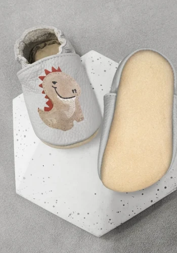 Przejdź do produktu Kapcie dziecięce Barefoot PRO antypoślizgowe DINOZAUR SZARE