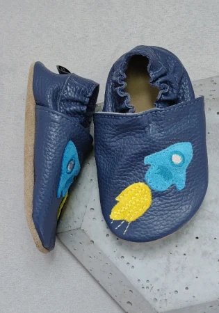 Kapcie barefoot z włoskiej skóry z zamszową podeszwą marki funky-monkey