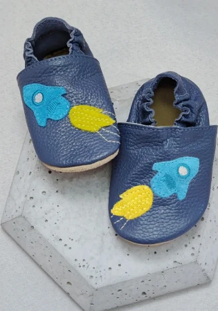Kapcie barefoot z włoskiej skóry z zamszową podeszwą marki funky-monkey
