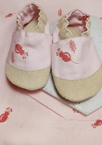 Przejdź do produktu LIMITED EDITION kolekcja WIOSNA kapcie Barefoot PANAMA RÓŻOWE RÓŻA PRO z kauczukową podeszwą