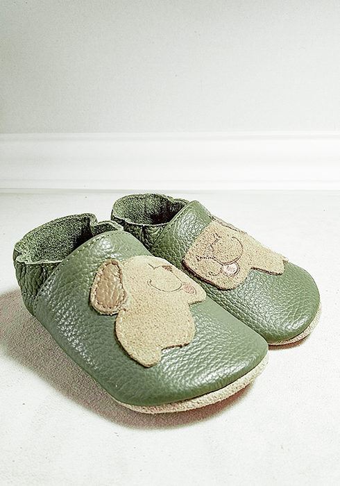 Kapcie barefoot z włoskiej skóry z zamszową podeszwą