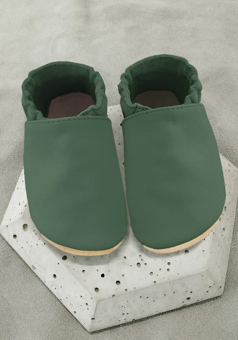 Kapcie barefoot marki funky-monkey z włoskiej skóry z kauczukową podeszwą