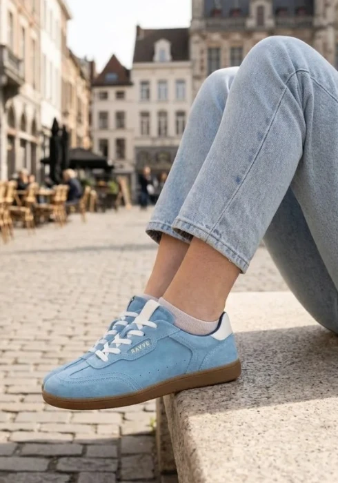 RAYVE Rio to minimalistyczne sneakersy barefoot stworzone z myślą o naturalnym sposobie chodzenia BŁĘKITNE